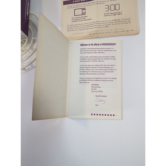 Microcrisp Kit ~ 2 Microwave Crisping Browning Wrap With Tray Cookbook Manual - Picture 14 of 14